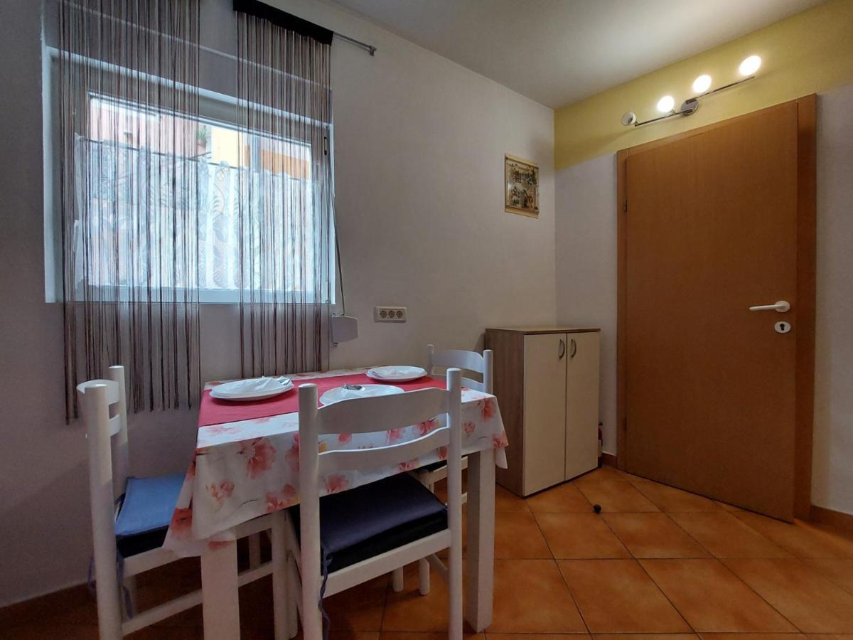 Leona Apartman Novigrad Istria Kültér fotó