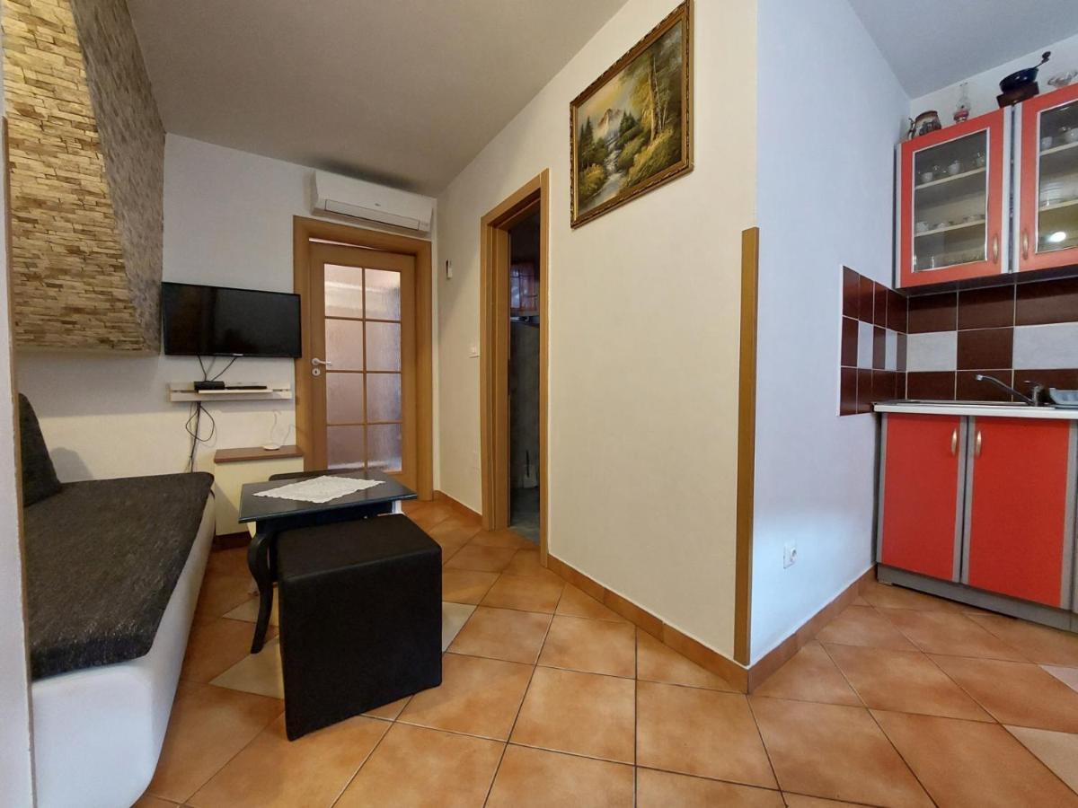 Leona Apartman Novigrad Istria Kültér fotó