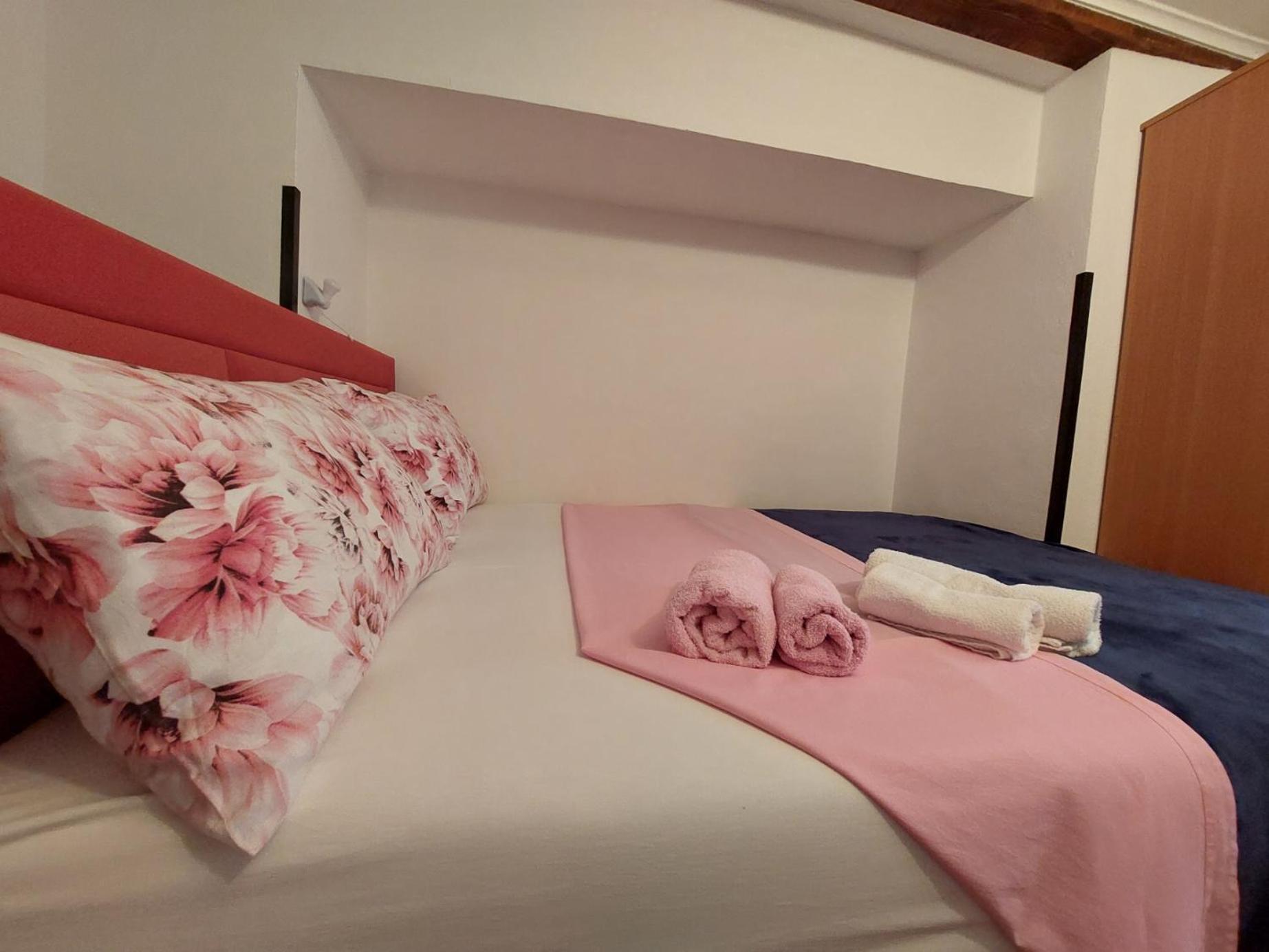 Leona Apartman Novigrad Istria Kültér fotó