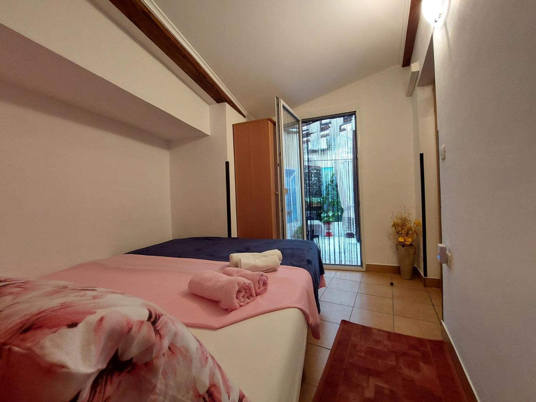 Leona Apartman Novigrad Istria Kültér fotó